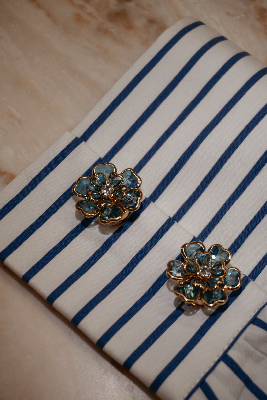 Blue Flower Buttons 2pcs