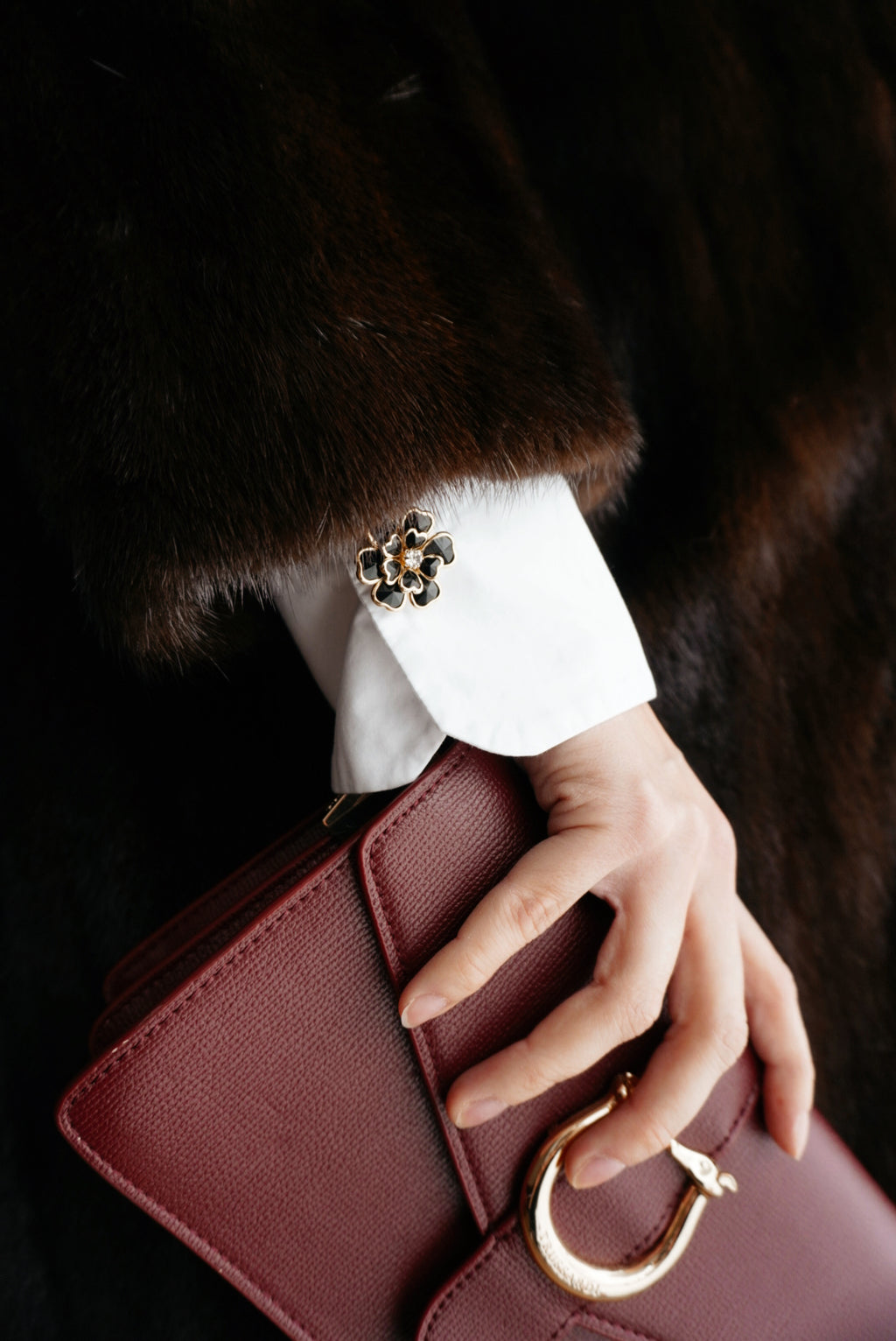 Black Flower Buttons 2pcs