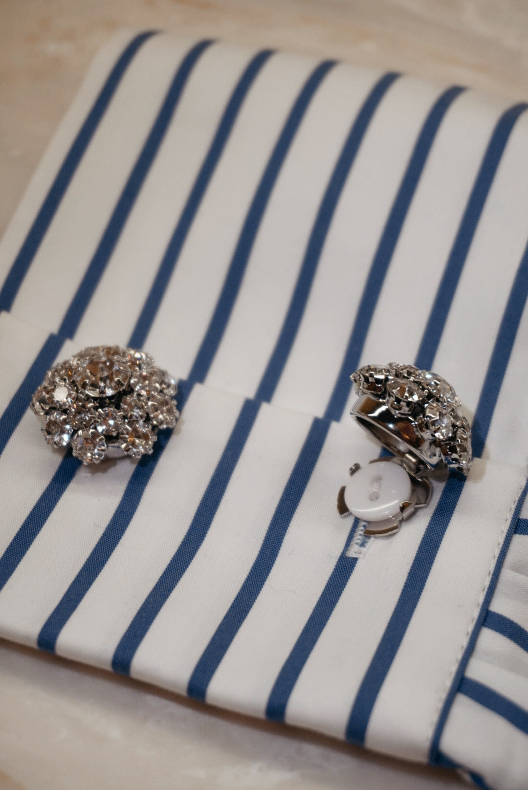 Crystal Silver Buttons 2pcs